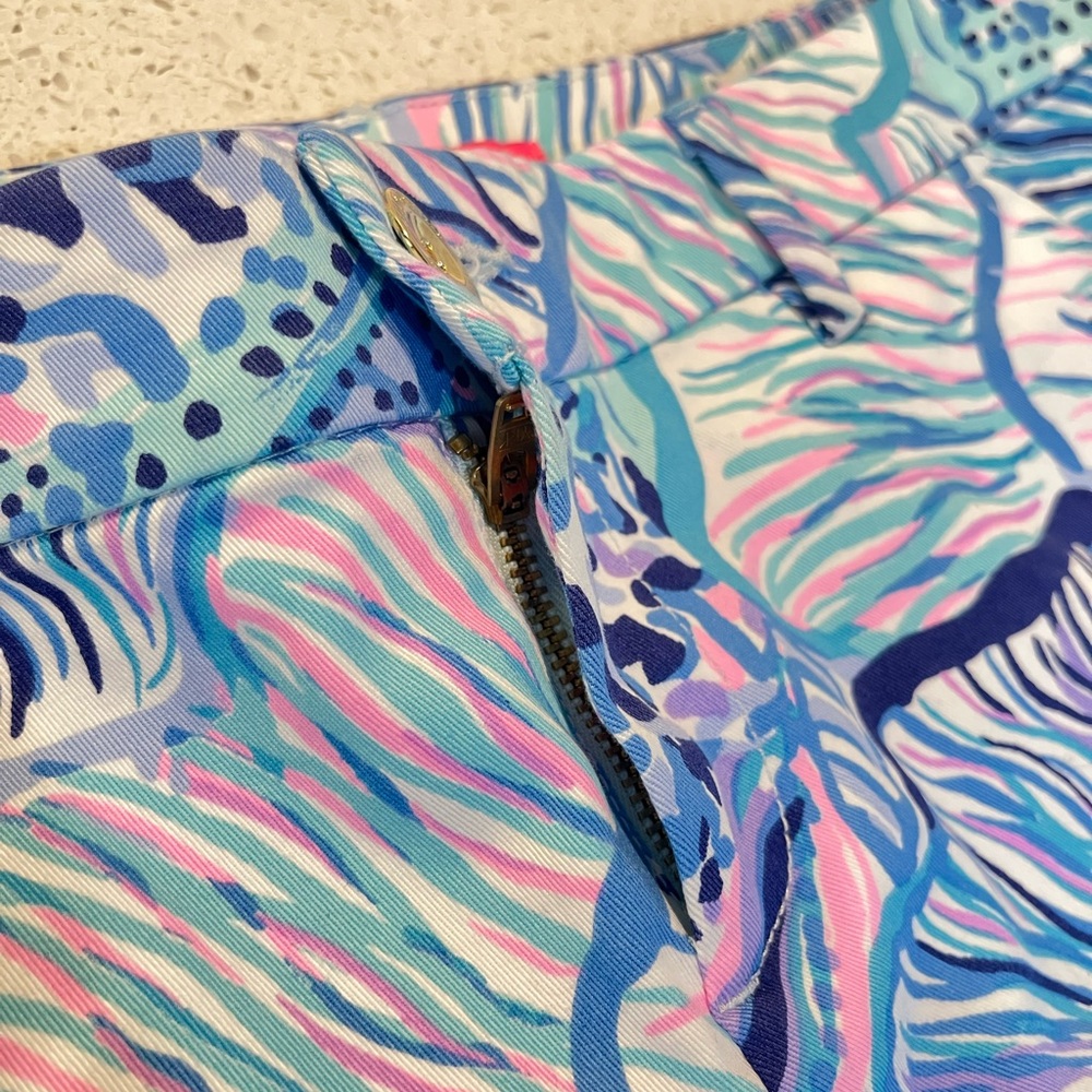 Lilly Pulitzer Callahan Stretch Shorts Fishful Thinking Size 8 NWT - Picture 4 of 13
